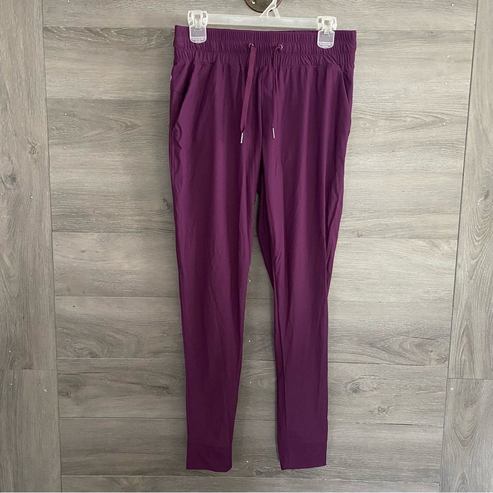 Women’s Plum Track Pants Joggers